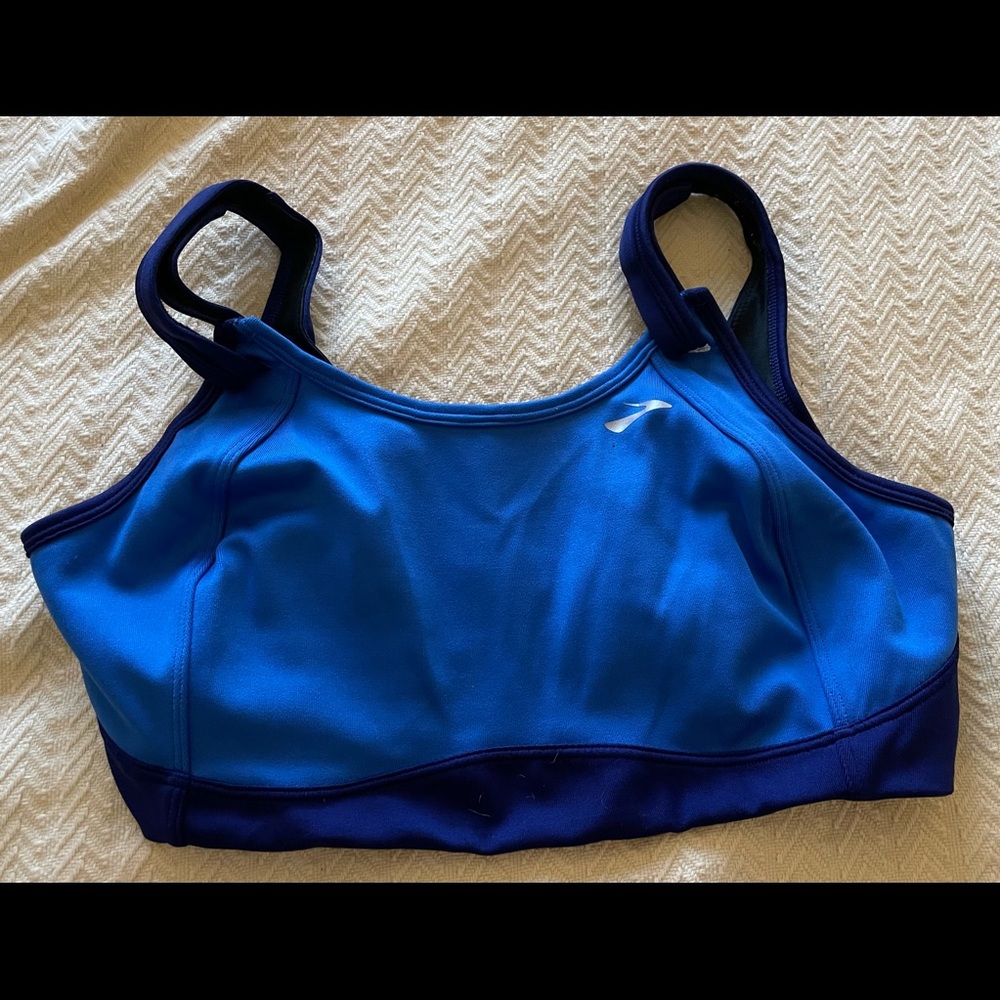 Moving Comfort Fiona Sports Bra like new condition